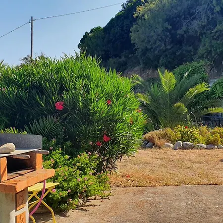 דירה A La Campagne Villanova