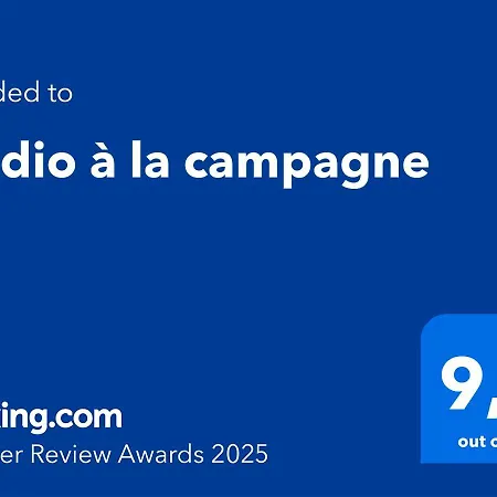 A La Campagne Apartment *